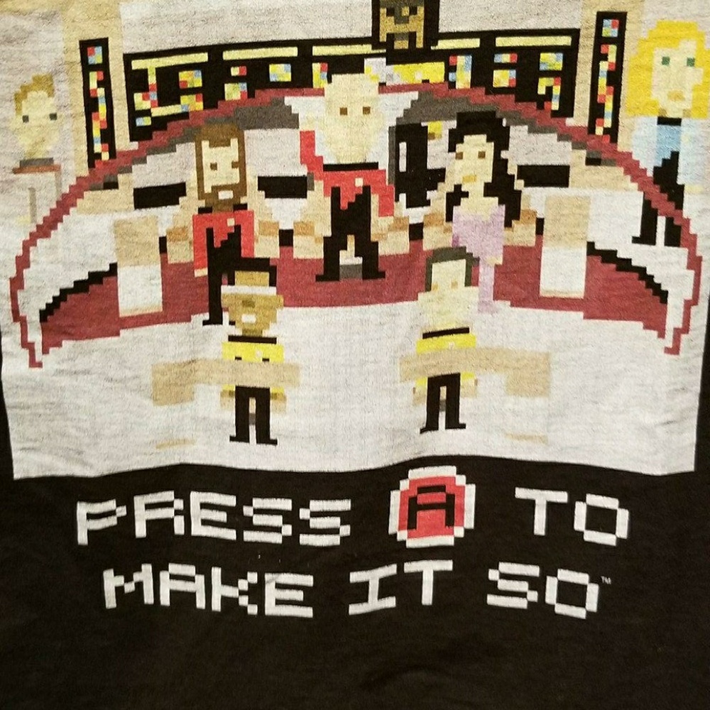Star Trek Pixel Shirt